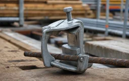 La pince monseigneur : l&rsquo;incontournable des chantiers exigeants